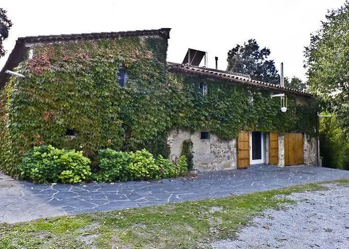 Paratgea Bed & Breakfast 4*