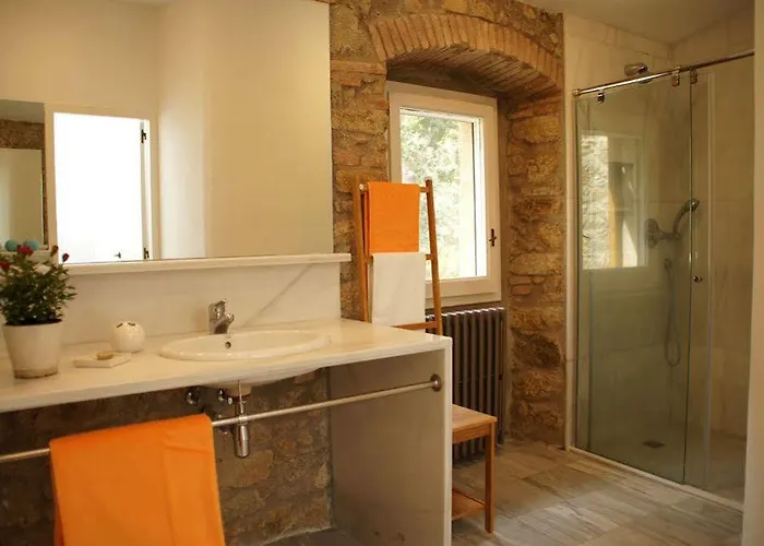 Paratgea Bed & Breakfast