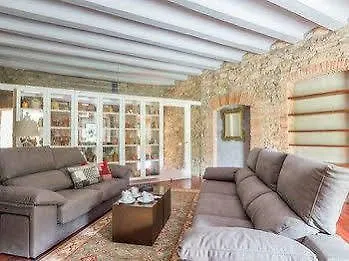 Paratgea Oda ve Kahvaltı 4*