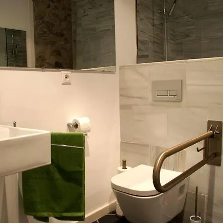 Bed & Breakfast Paratgea 3*