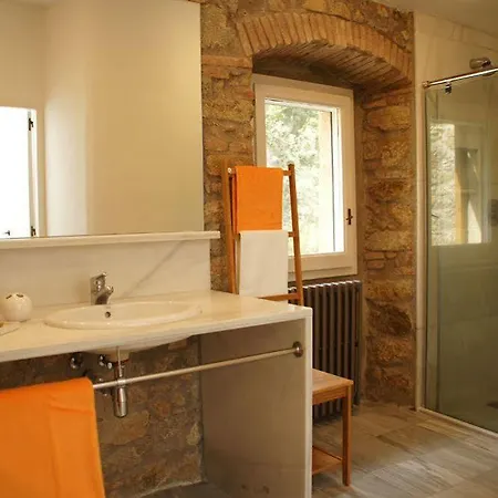 Paratgea Bed & Breakfast