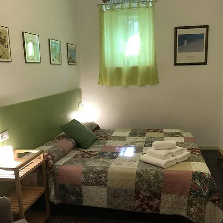 Paratgea Bed & Breakfast 3*