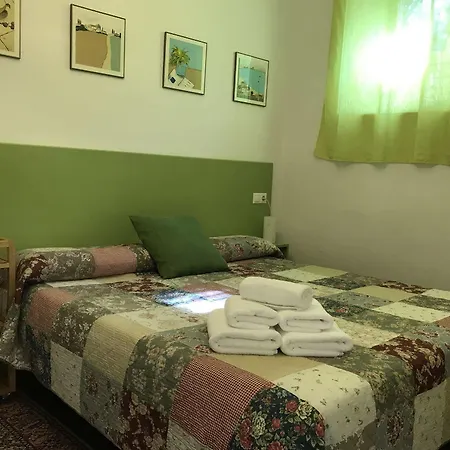 Paratgea Bed & Breakfast